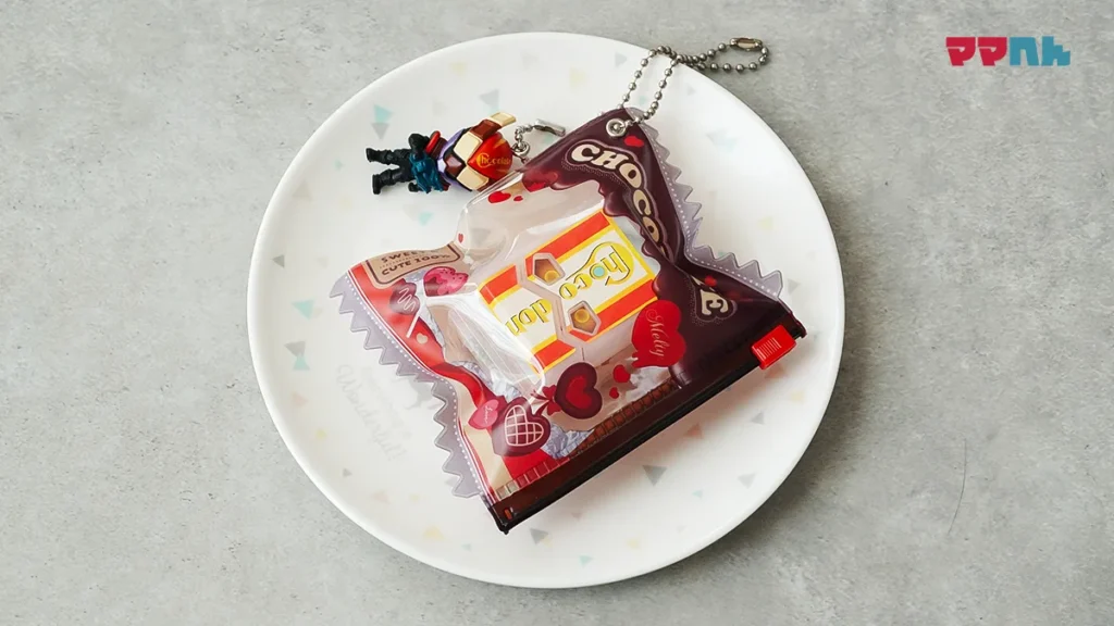セリア「お菓子パッケージキーホルダー」がゴチゾウにぴったり！