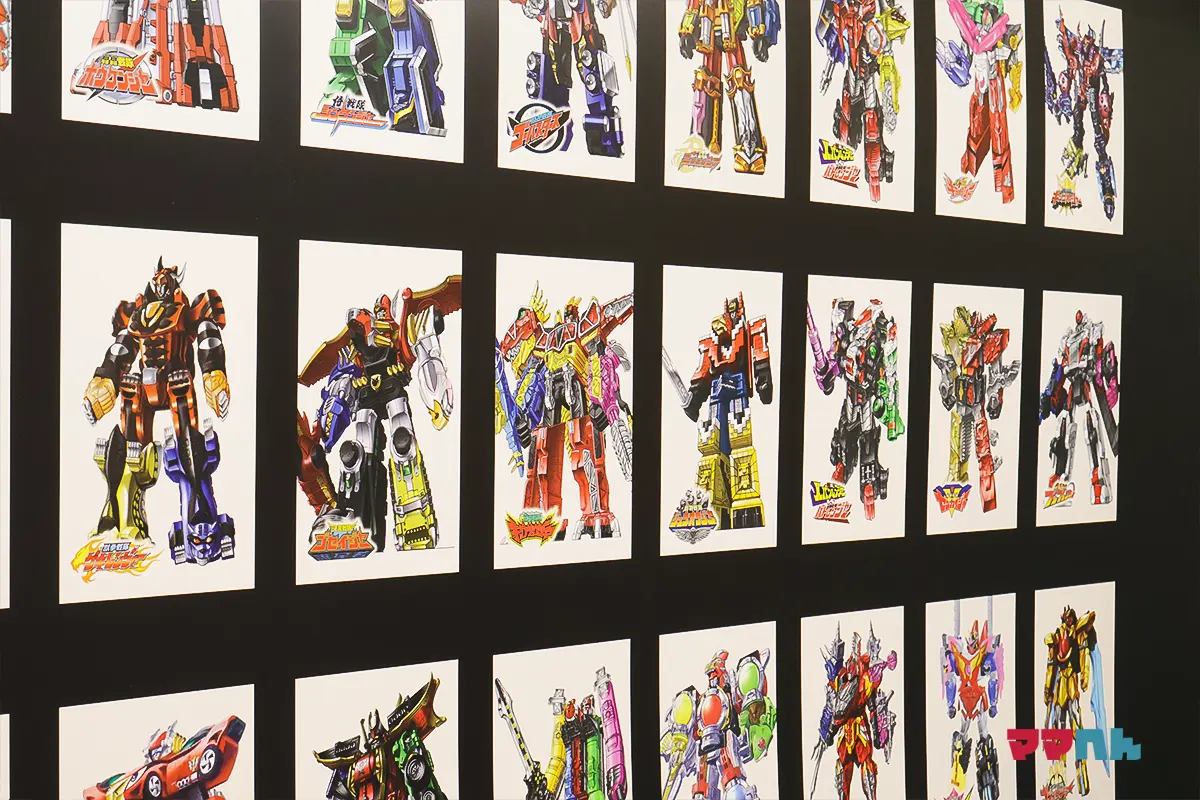 戦隊ロボの展示