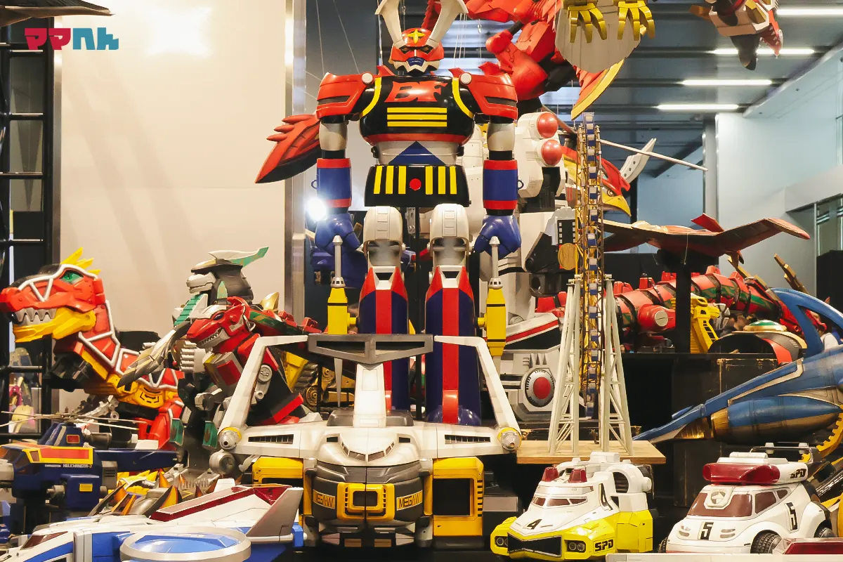 戦隊ロボの展示