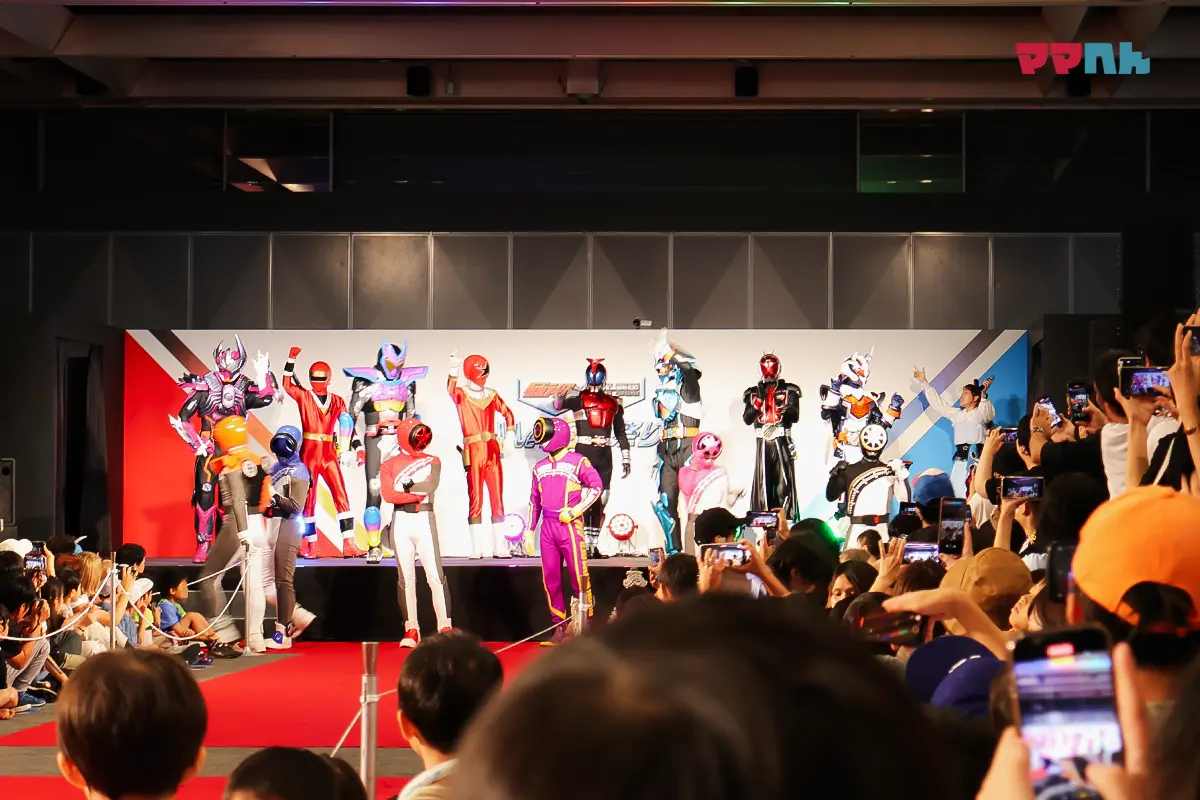 Wヒーロー夏祭り2024① 仮面ライダーガッチャードSPプログラム