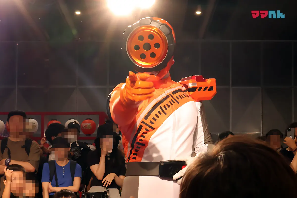 Wヒーロー夏祭り2024③ 爆上戦隊ブンブンジャーダンスグリーティング